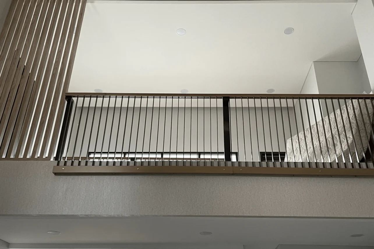 interior & aluminium glass