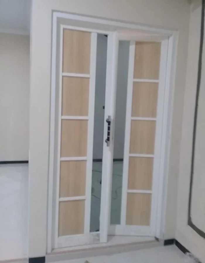 Custom Door Aluminium